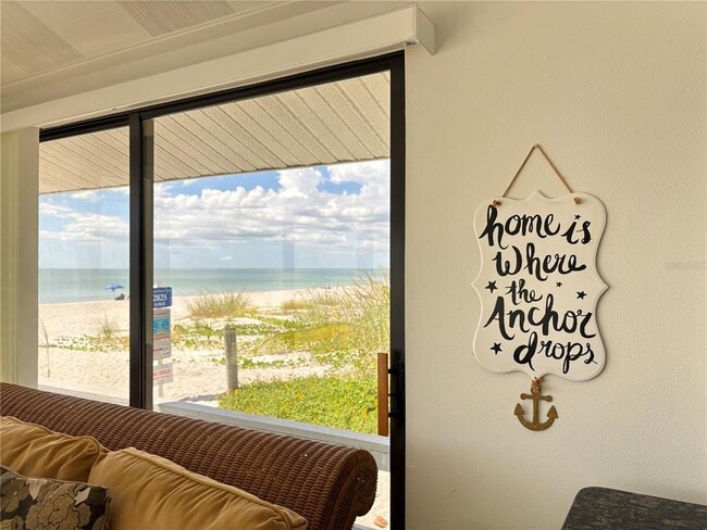 Building Photo - 2823 Gulf of Mexico Dr