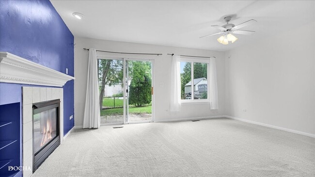 Building Photo - 2449 Mayfield Dr