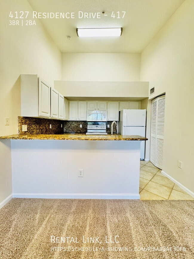 Building Photo - 4127 Residence Drive