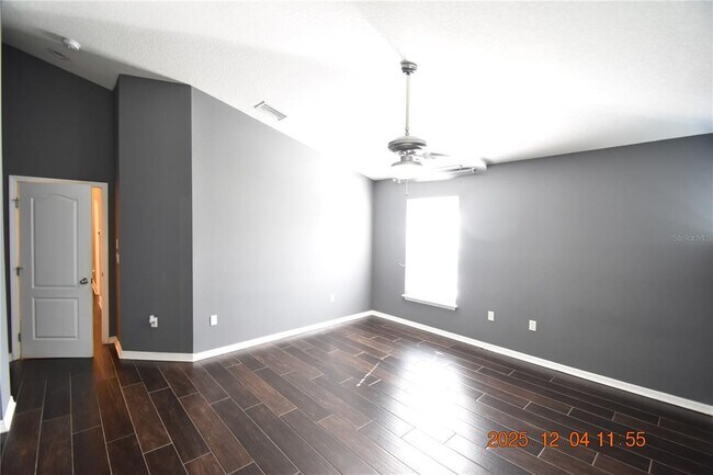 Building Photo - 6737 Eagle Feather Dr