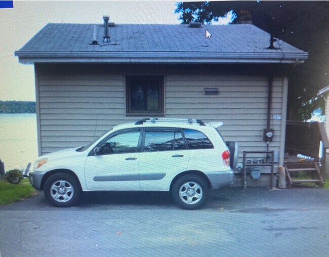 Building Photo - 2972 Holland Dr