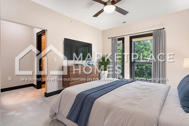 Building Photo - 53 N 5th St