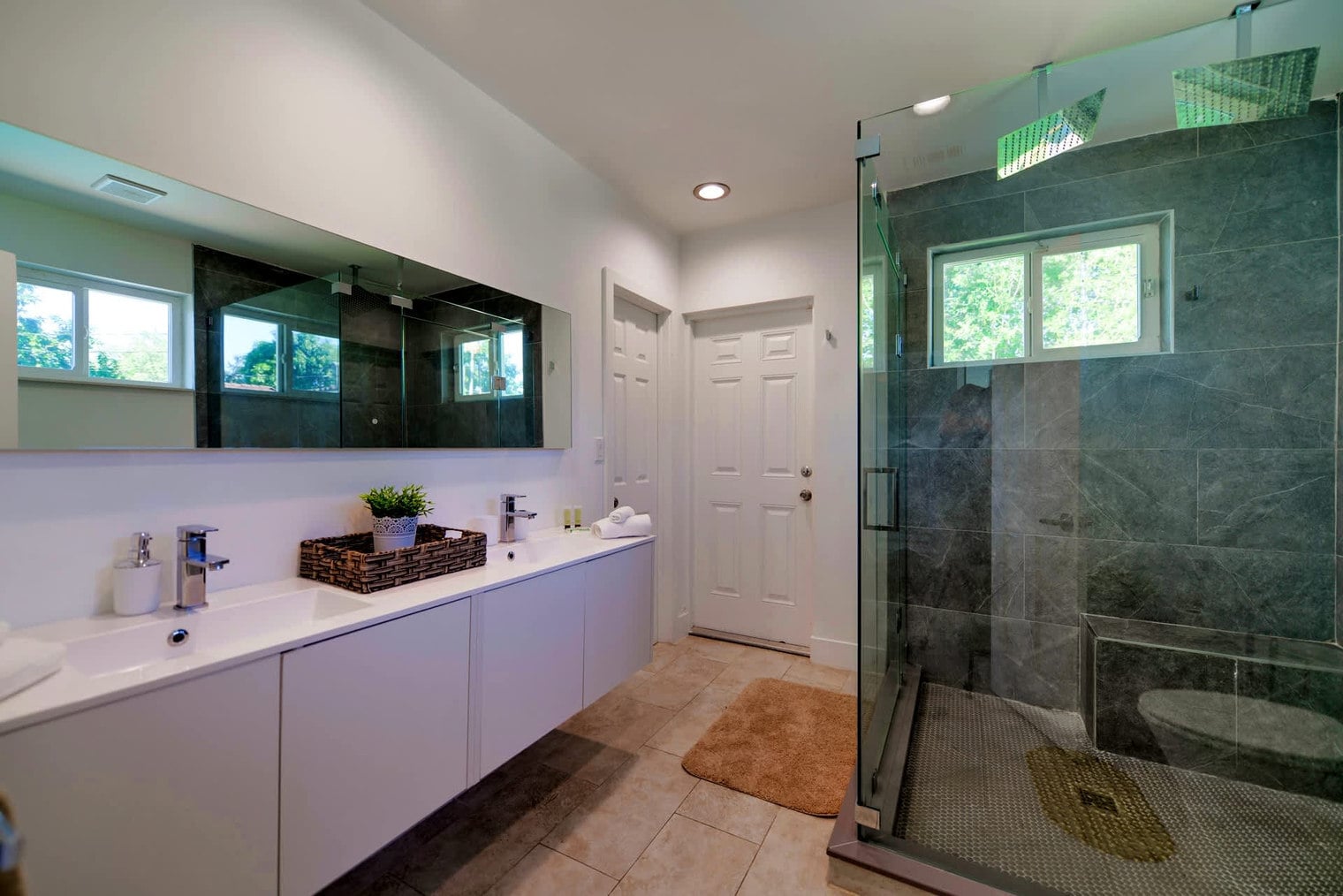 Building Photo - 6735 SW 52nd St