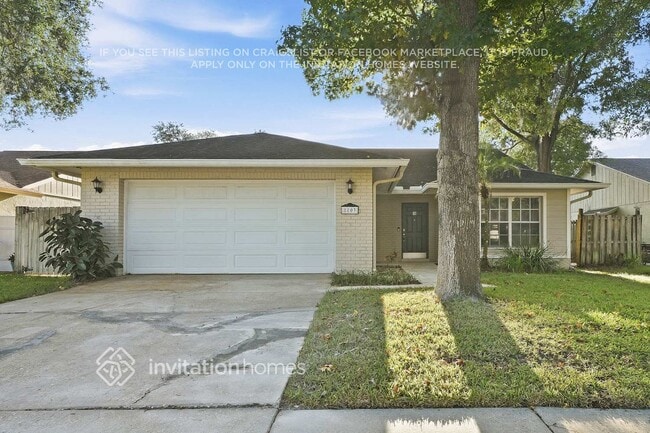 Building Photo - 8803 Hampden Dr