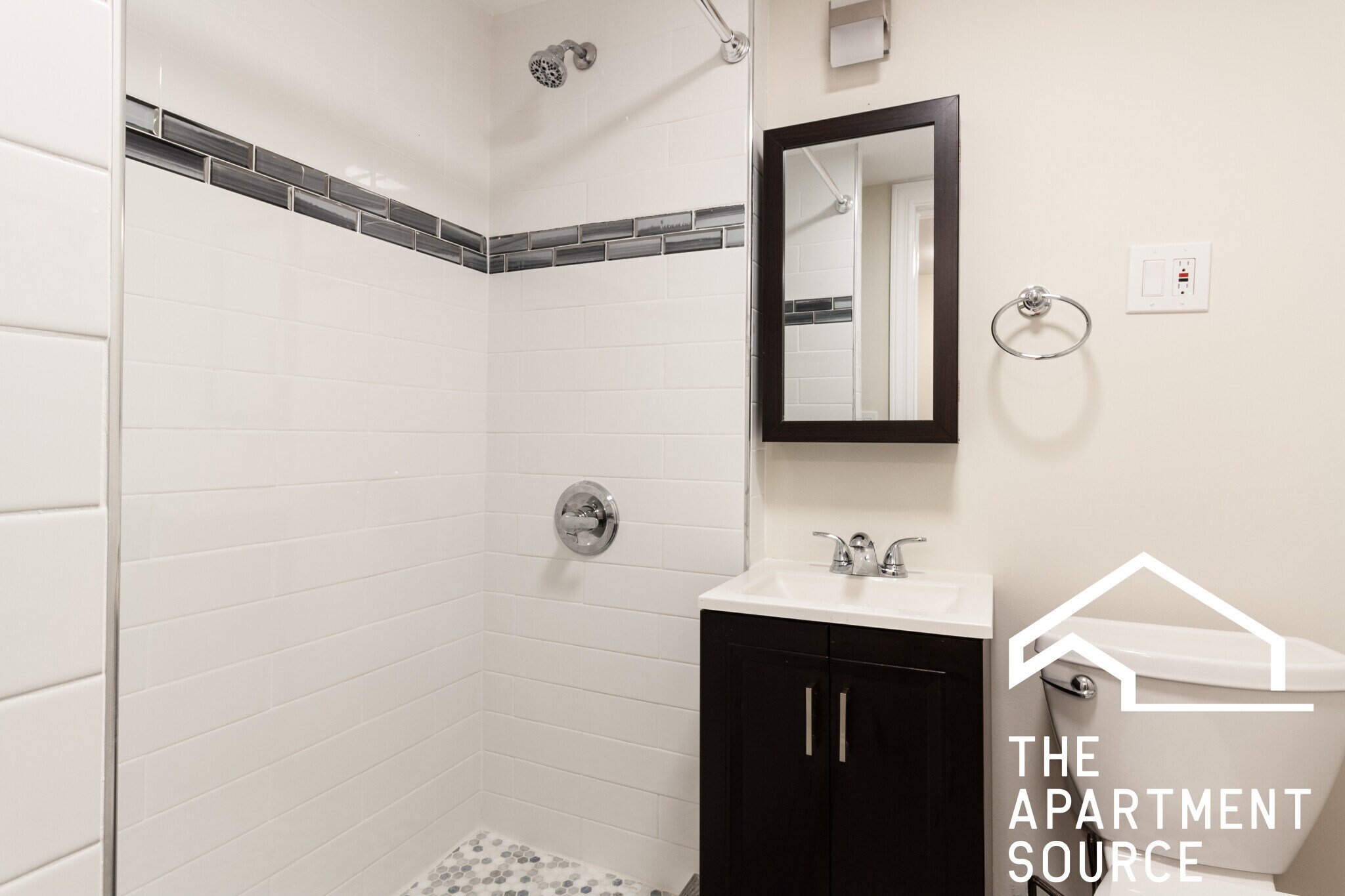 Building Photo - 852 W George St