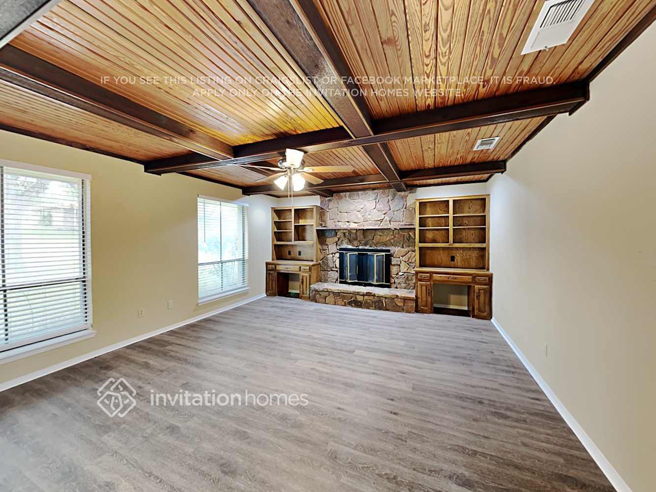 Building Photo - 427 Newcastle Dr