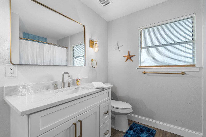 Building Photo - 145 Alabama Ave NW