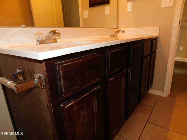 Building Photo - 14628 Rockbridge