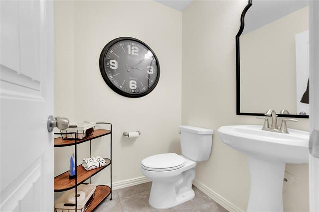 Building Photo - 16601 Lincoln Park Ln