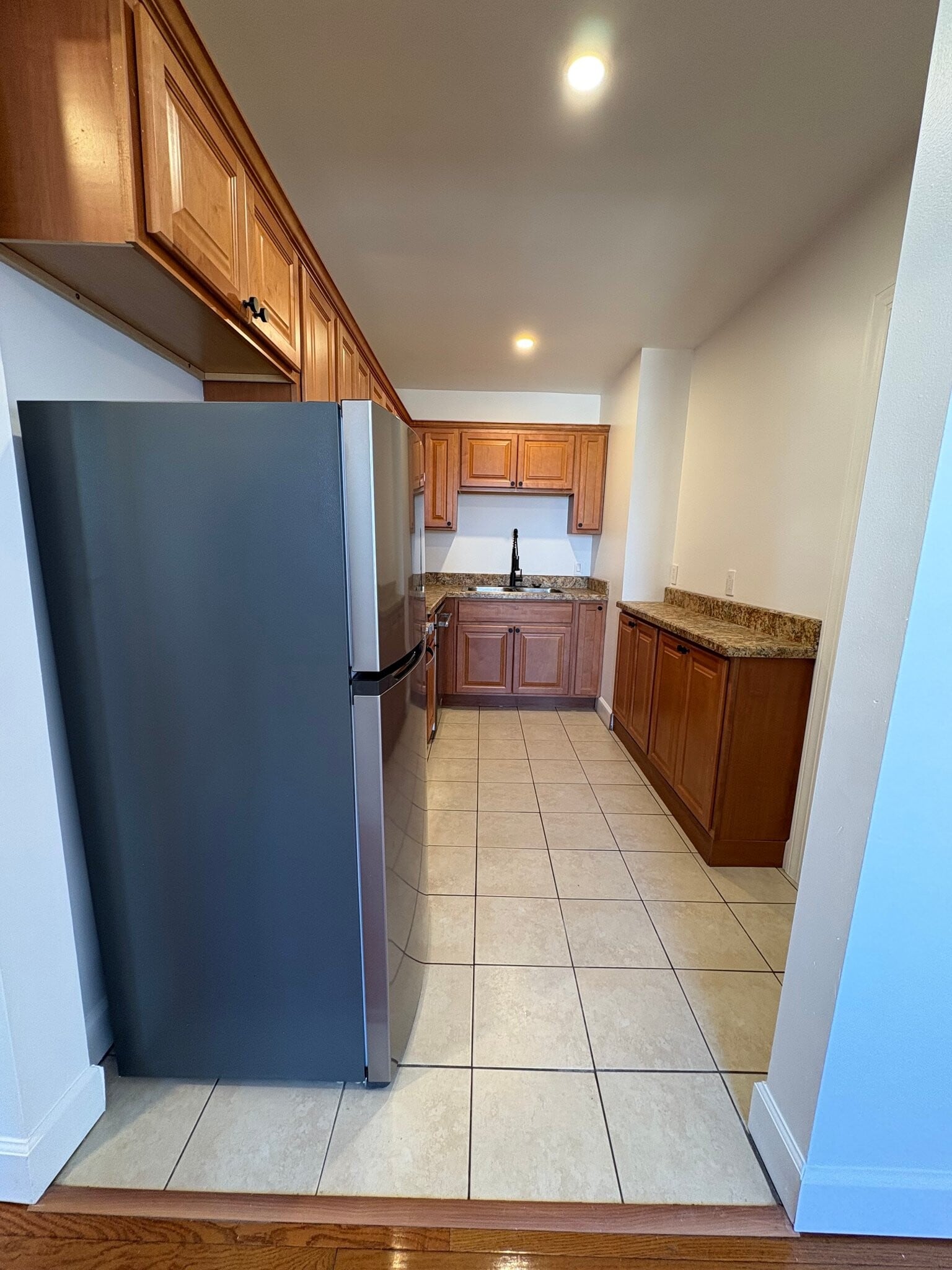 Building Photo - 87 Columbia St