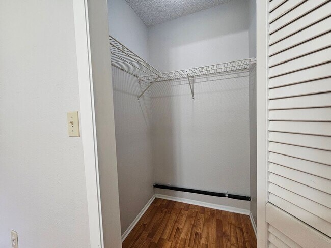Building Photo - 3/2/1 Home for rent in Spring Hill 34609