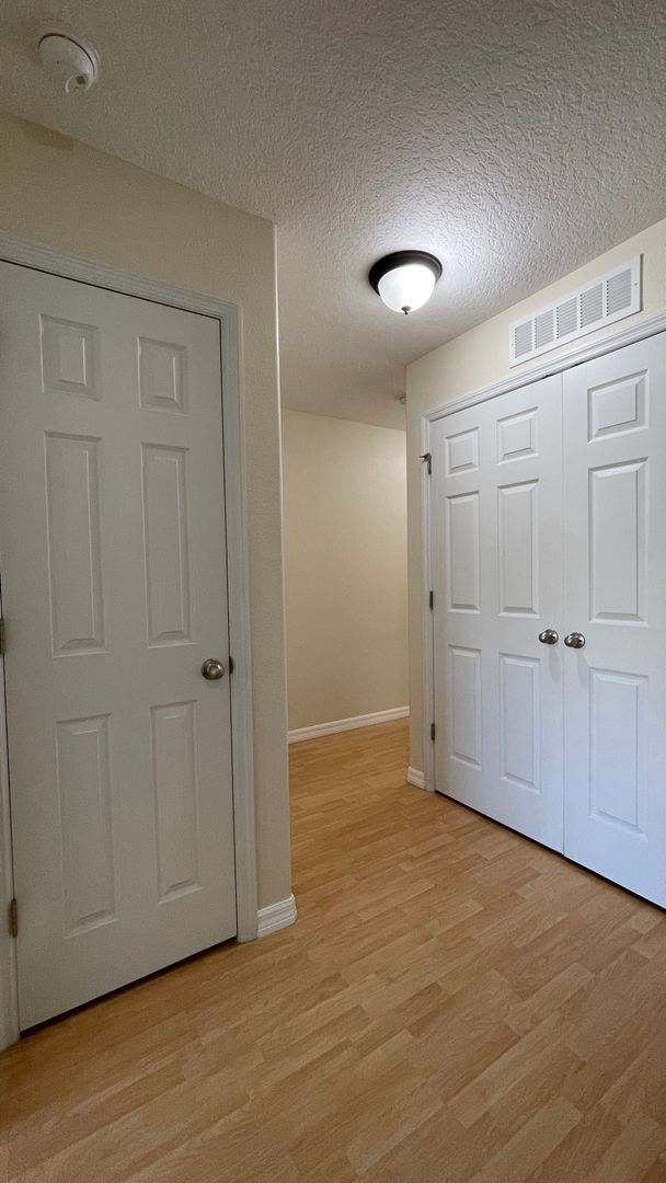 Building Photo - 9484 Strongbark Ln