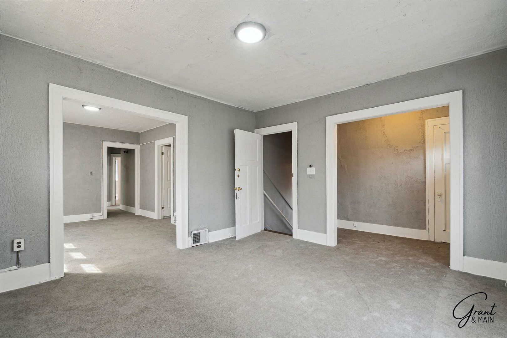 Building Photo - 3813/3815 W Euclid - JL Schneider LLC