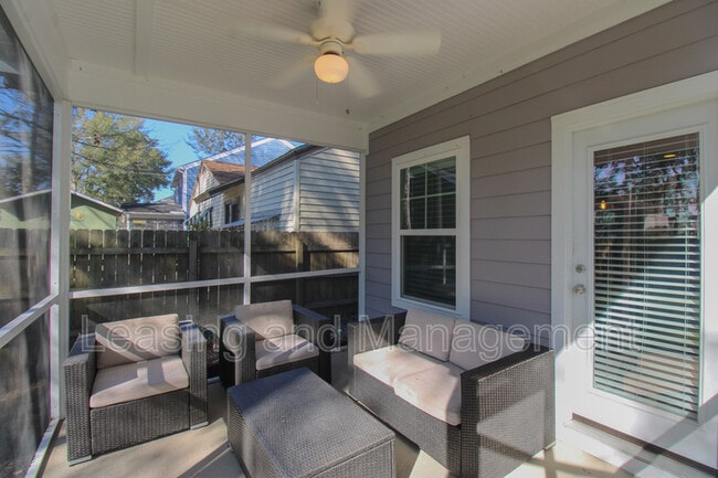 Building Photo - 1149 Sumner Ave