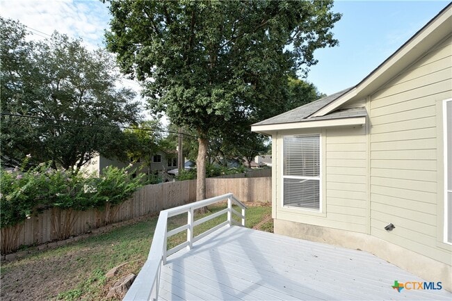 Building Photo - 1180 Berry Creek Dr