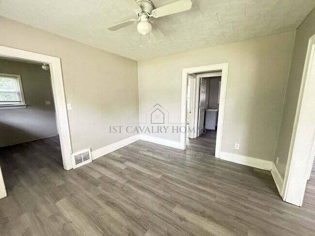 Building Photo - 283 Sobul Ave