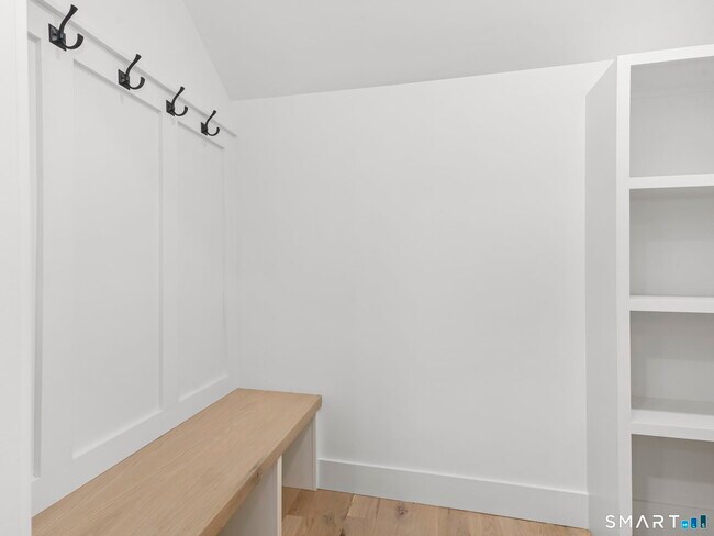 Building Photo - 325 Coram Ave