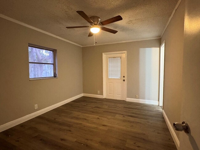 Building Photo - 6502 Boulevard of Champions