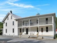 Building Photo - 836 -838 Suedberg Rd
