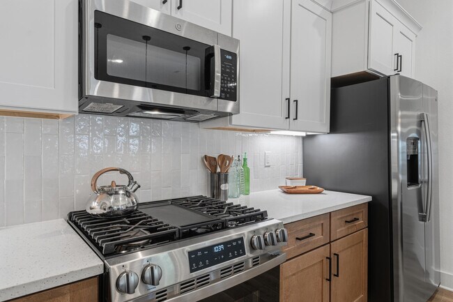 Building Photo - 35 Highland Dr NW