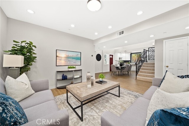 Building Photo - 1372 Carmona Ave