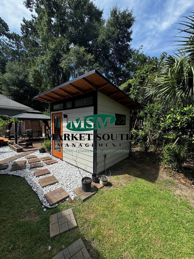 Building Photo - RARE SKIDAWAY ISLAND RENTAL IN SOUTH HARBOR- APPOINTMENT NEEDED TO VIEW!