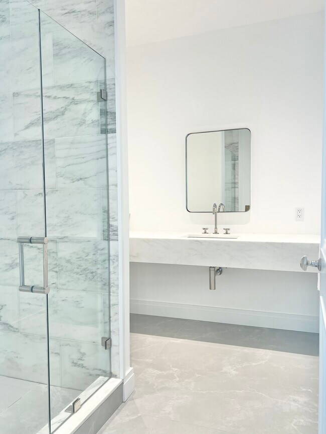 Building Photo - 36 Yuza Mini Ln