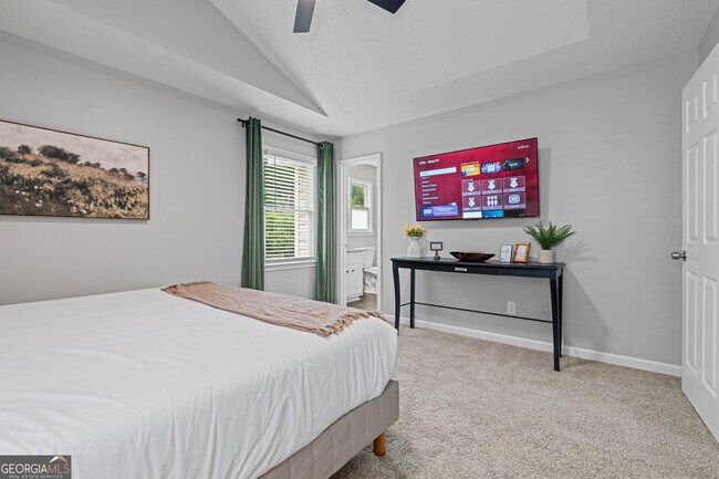 Building Photo - 13 Huntcliff Dr