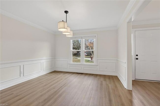 Building Photo - 7125 Grayfalcon Dr