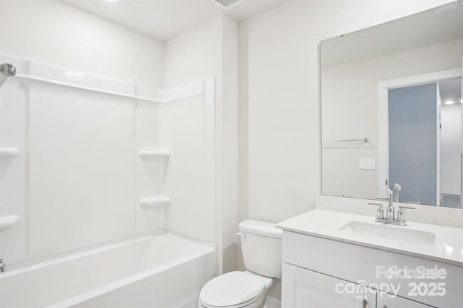 Building Photo - 1741 Braemar Vlg Dr