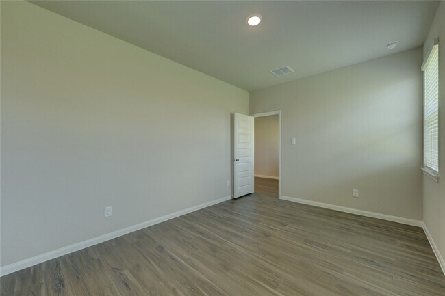Building Photo - 13856 Goldeye Dr