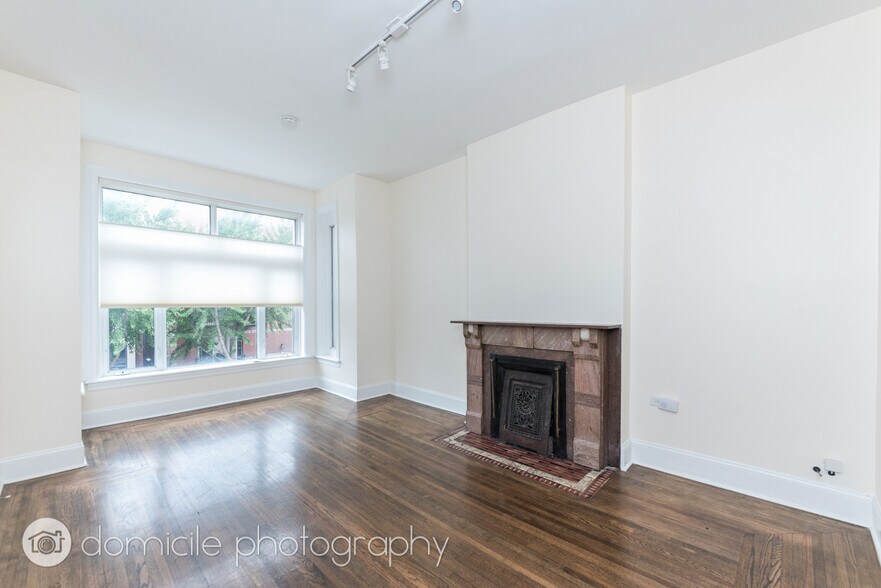 Building Photo - 2005 W Race Ave