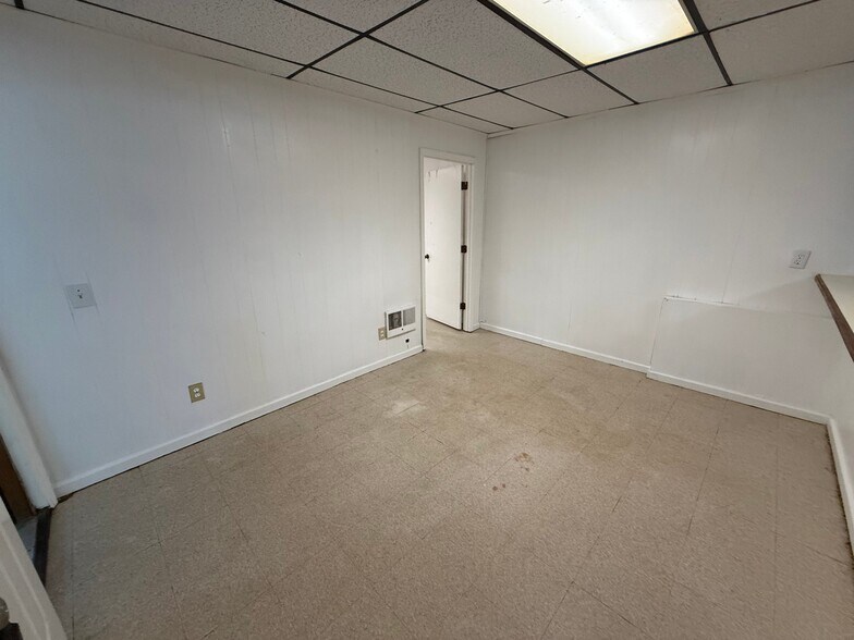 Building Photo - 1247 Wooten Dr