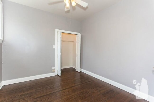 Building Photo - 2 bedroom in Chicago IL 60613