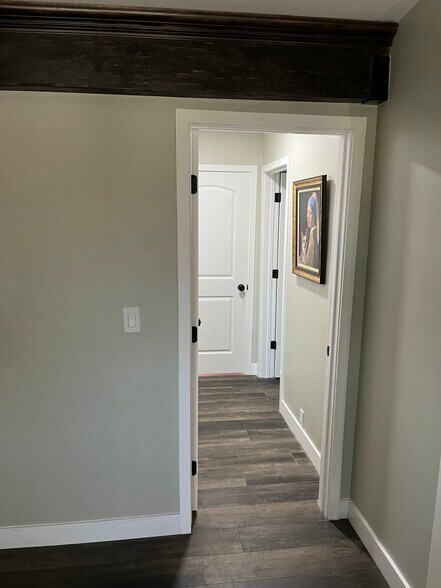 Hallway To Laundry & Guest Bath - 1825 Walnut Creek Ct