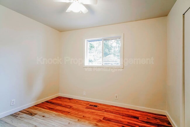 Building Photo - 4906 SE 108th Ave