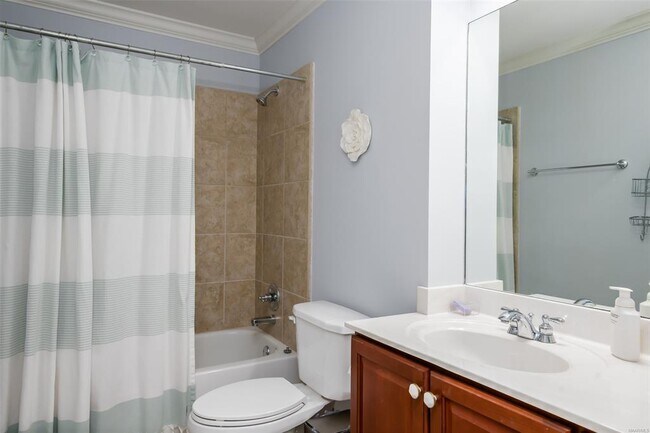 Building Photo - 8456 Marsh Pointe Dr