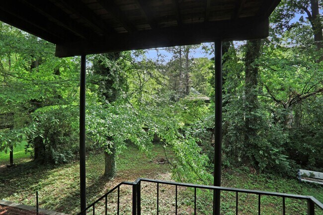 Building Photo - 2932 Harlan Dr