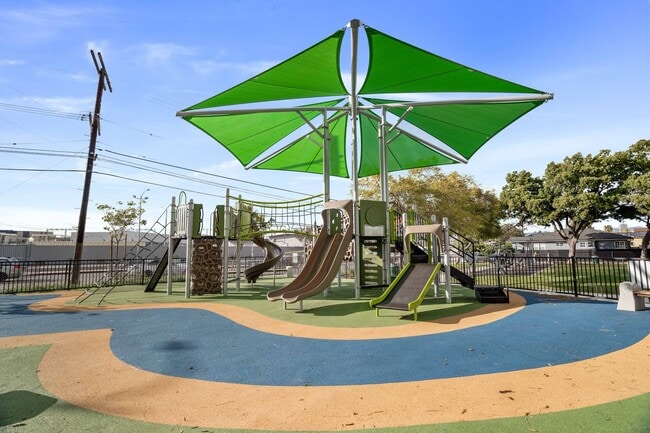 Building Photo - Mid-City Brand new construction--Freestand...