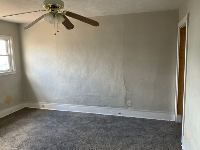 Building Photo - Charming 3-Bedroom 1 bath rental home in H...