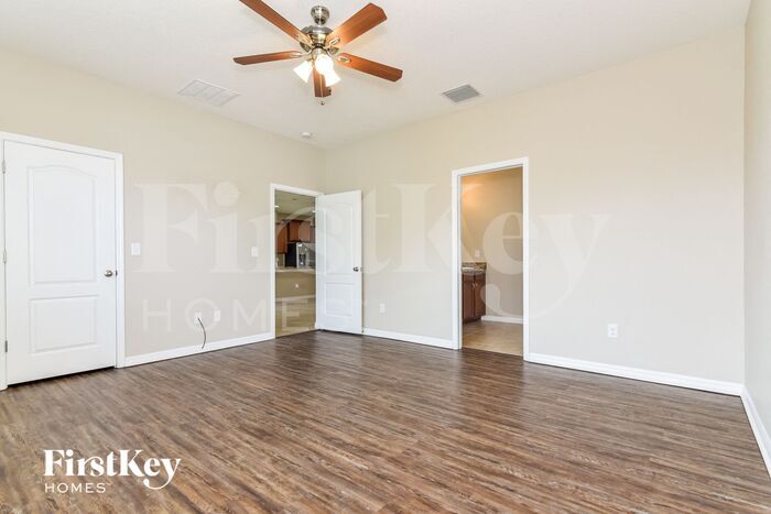 Building Photo - 410 Blakely Ct