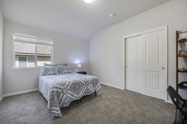 Building Photo - Charming 3-Bedroom with 2 Baths Cottonwood...
