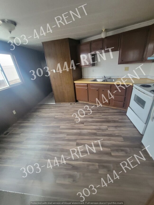 Building Photo - Log Lane Village 2 bedroom & 2 bathroom