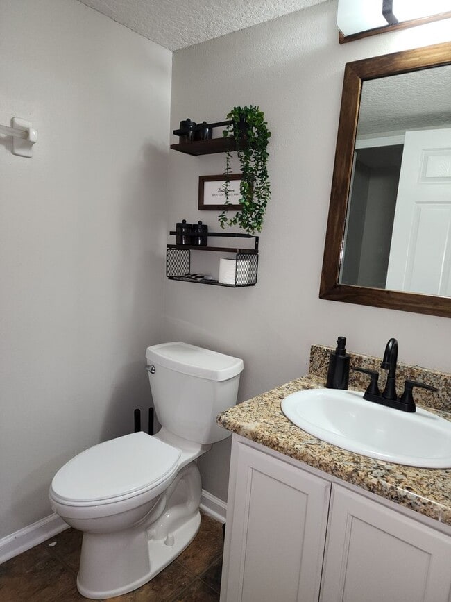 Building Photo - Fleming Island Fully Furnished Home... TWO...