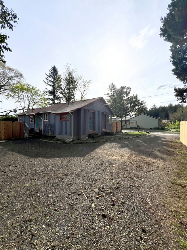 Building Photo - 1934 SE 138th Ave