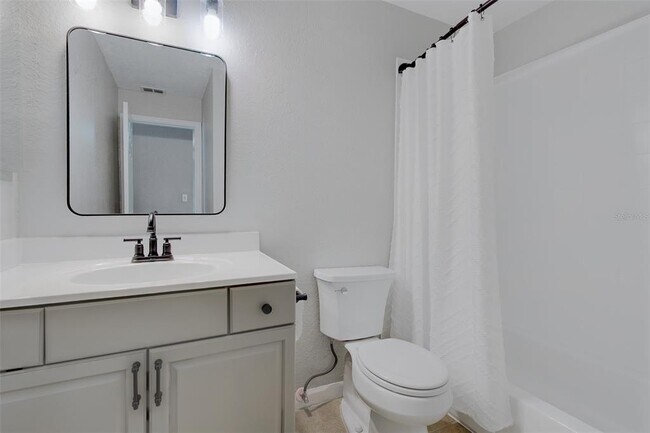 Building Photo - 12293 Sailwinds Dr