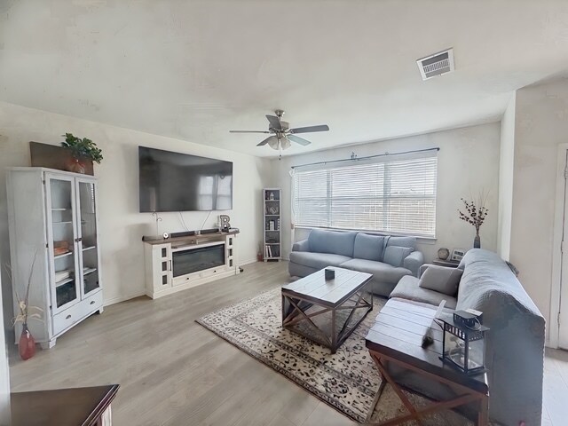 Building Photo - PHL