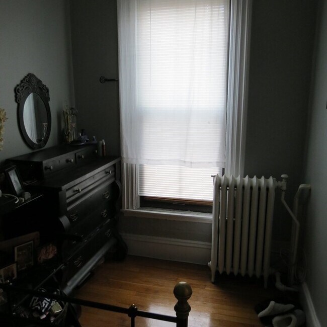 Building Photo - 409 Massachusetts Ave