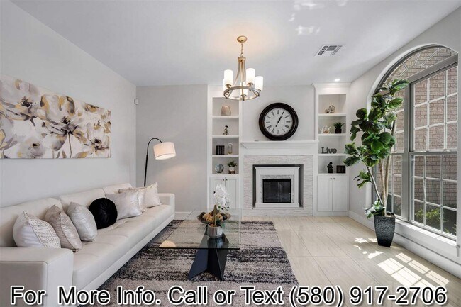 Building Photo - 6309 SW Oakmont Blvd