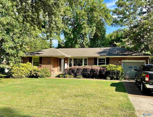 Primary Photo - 2105 Hansel Ave SW